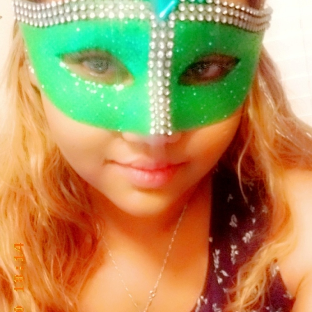 Meet your Posher, Anna